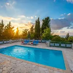 Villa Arion By